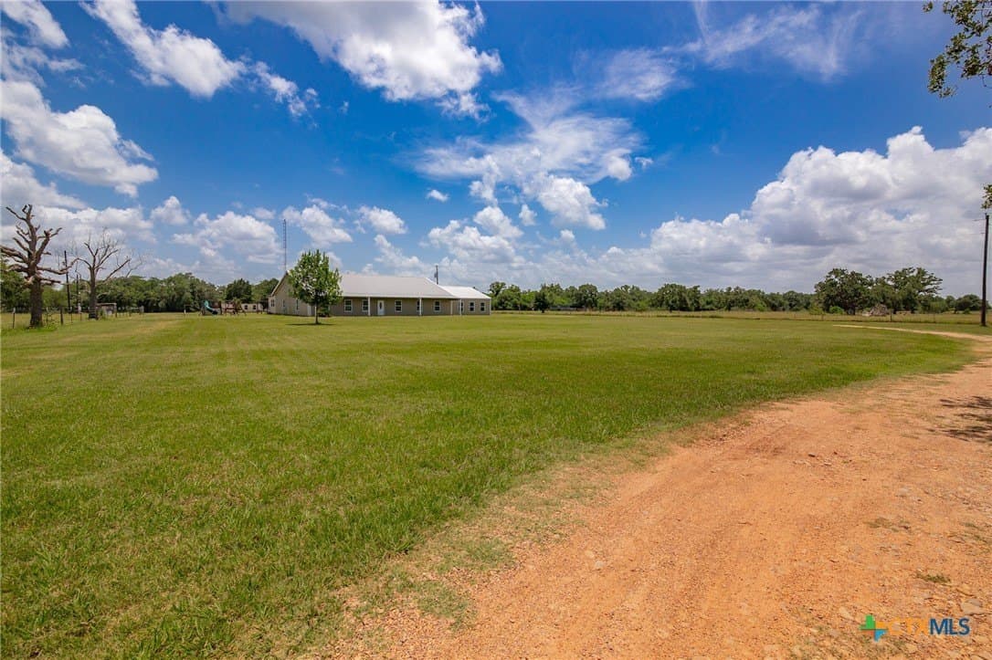 17.06 acres in Goliad County gallery image 4