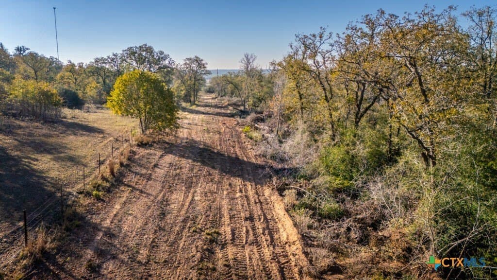 42.59 acres in Gonzales County - photo 22