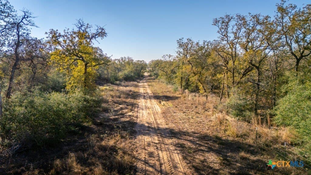 42.59 acres in Gonzales County - photo 24