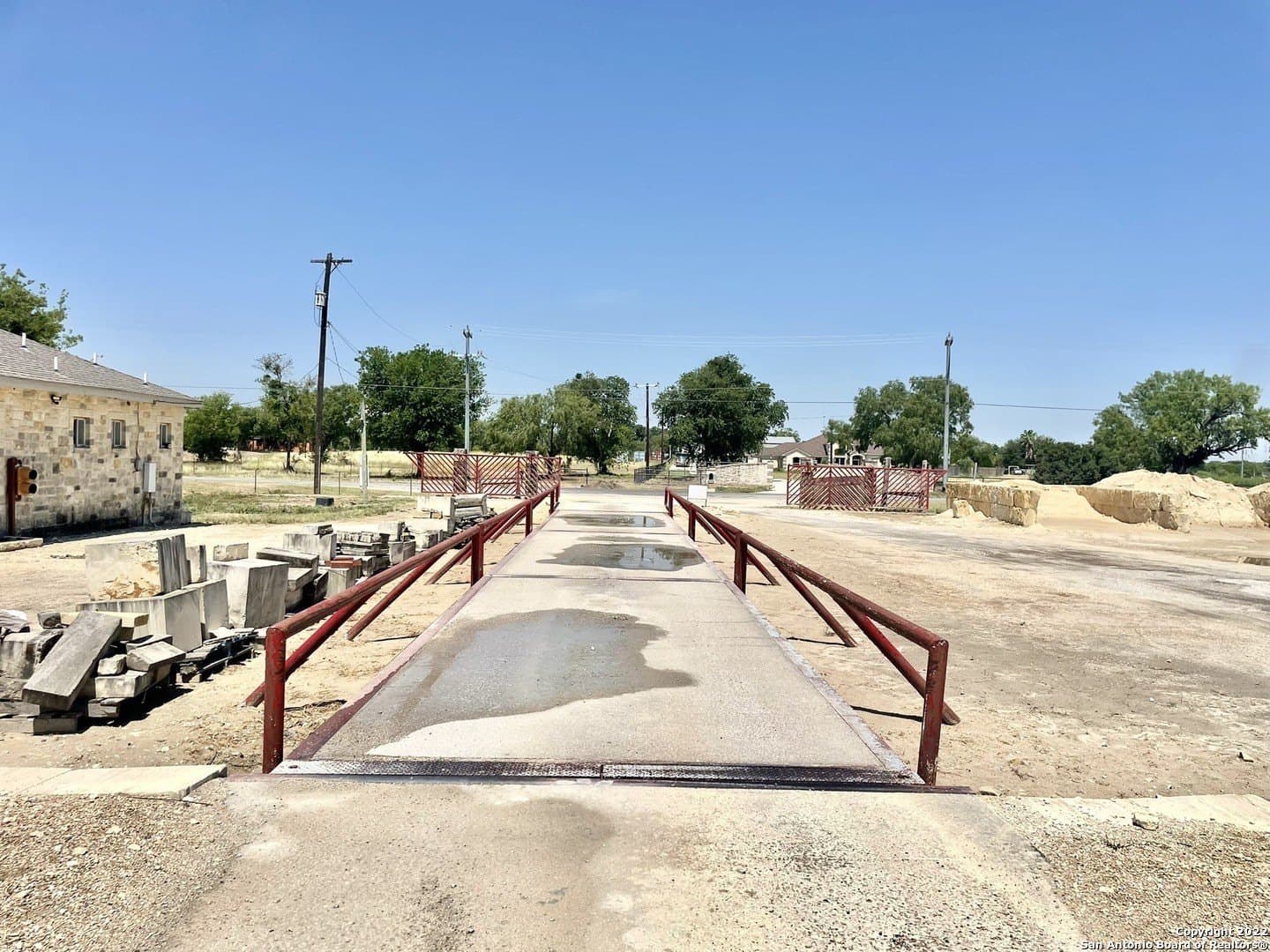 10 acres in Bexar County gallery image 4