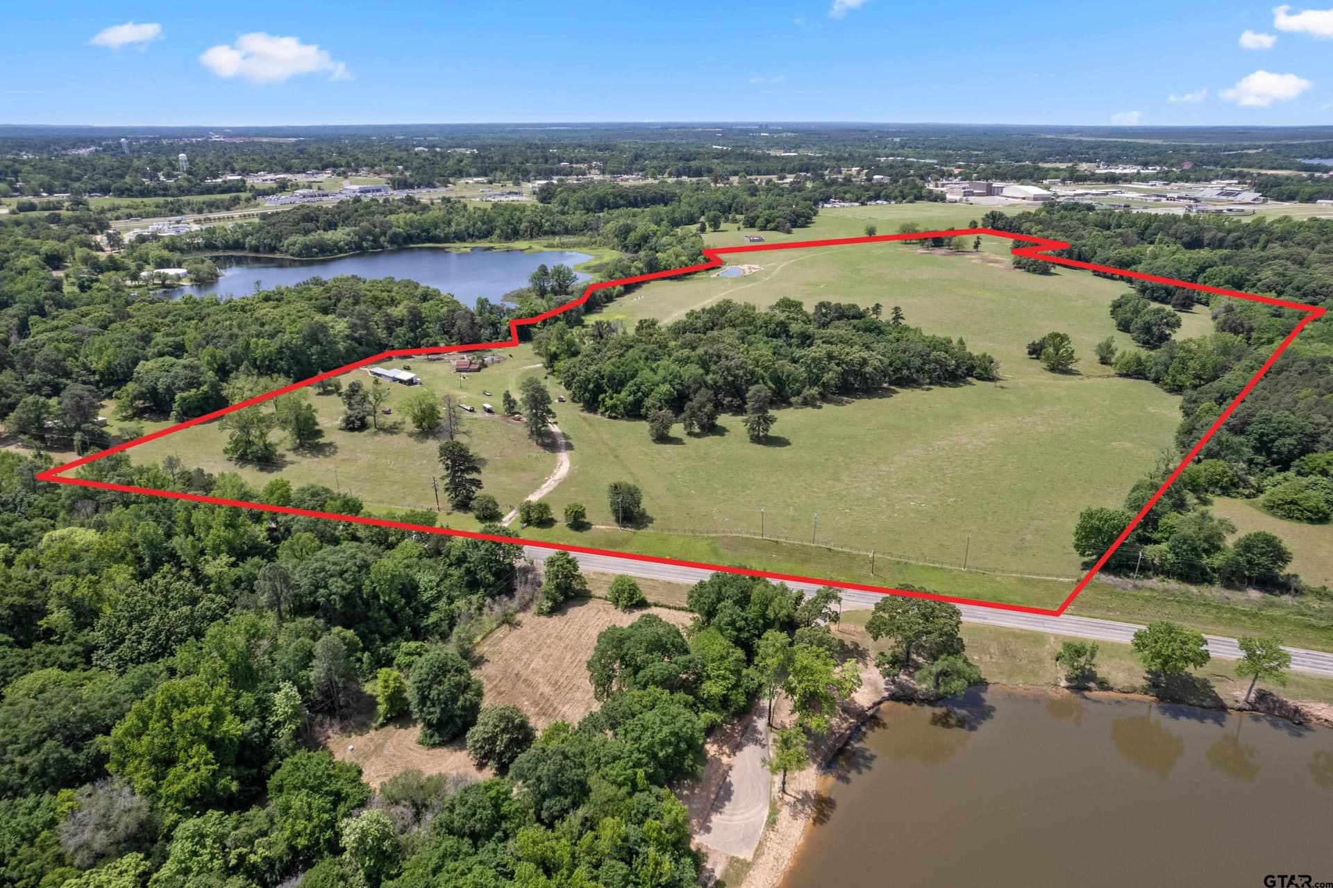 67.5 acres in Titus County