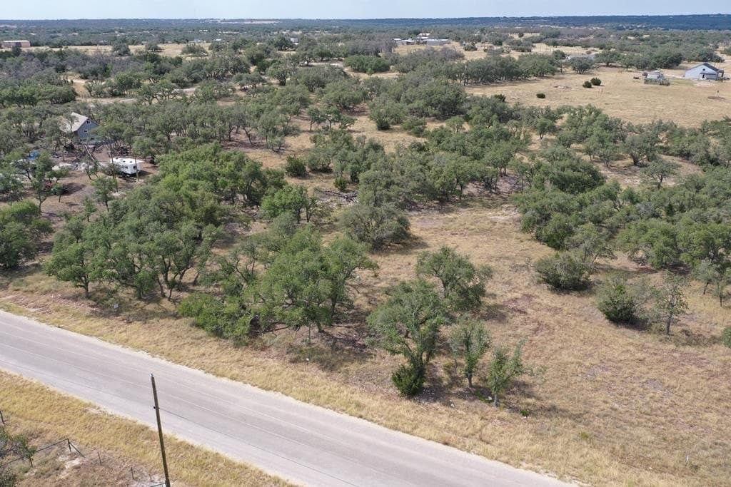 4.3 acres in Gillespie County - photo 5