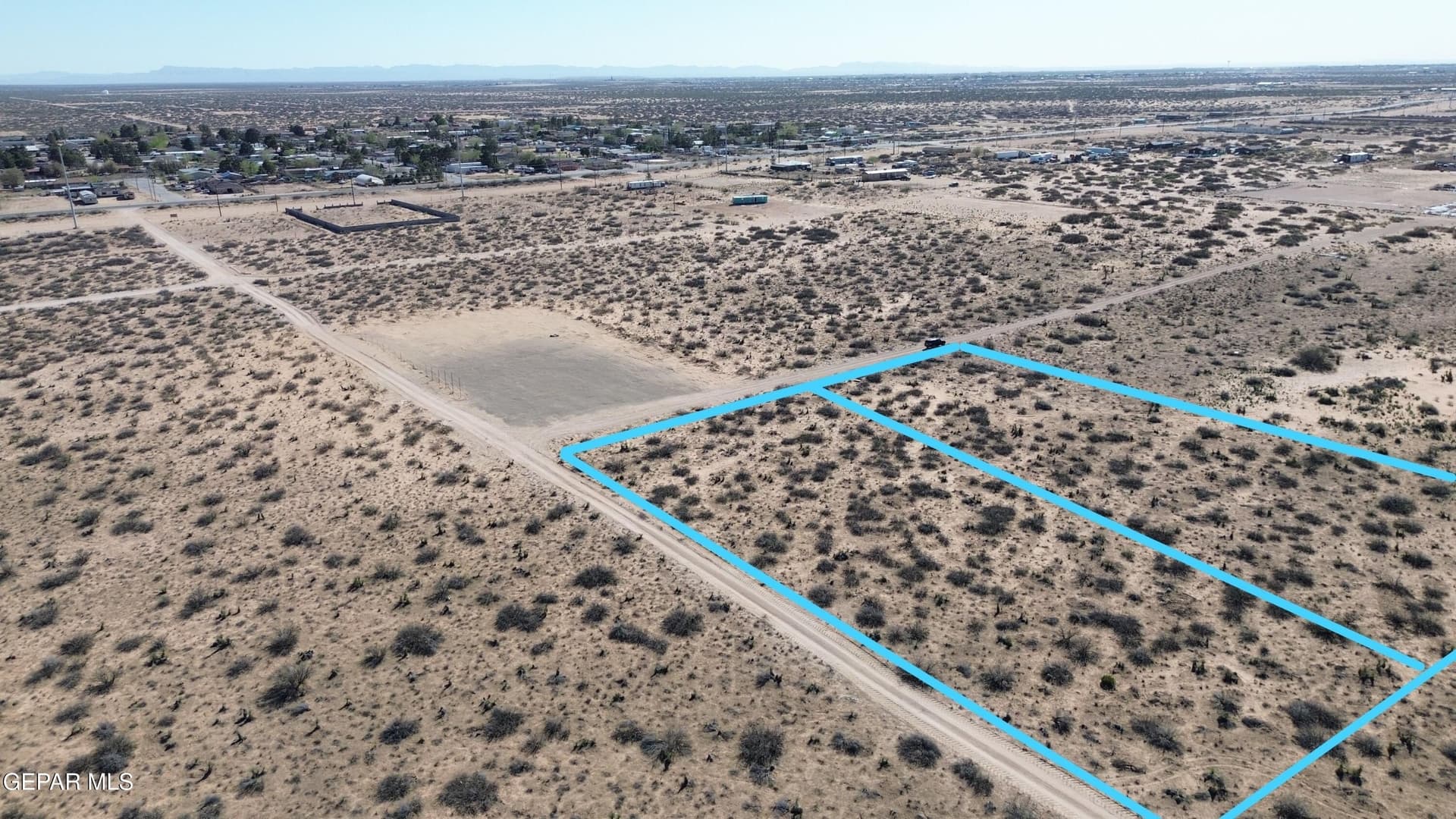 1.73 acres in El Paso County gallery image 4