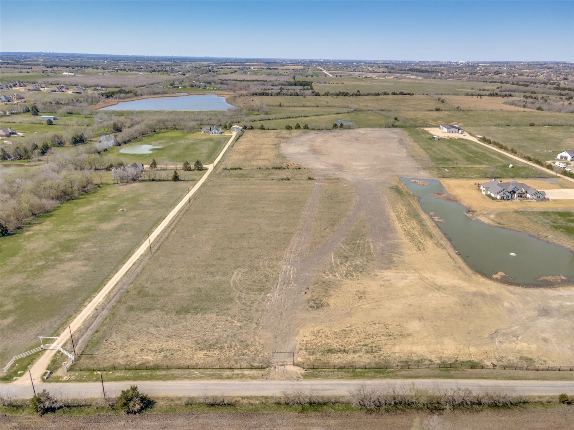 14.99 acres in Rockwall County - photo 2