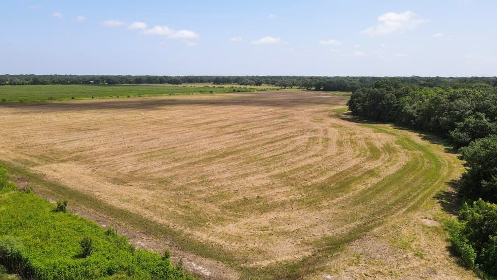 24.6 acres in Wharton Area County - photo 13