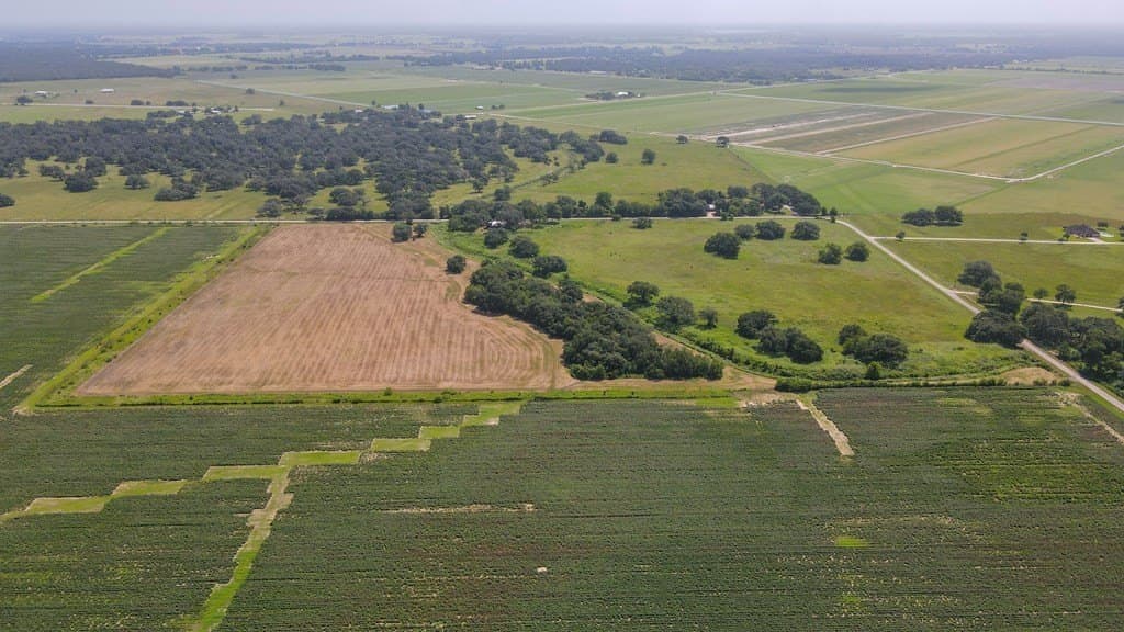 24.6 acres in Wharton Area County - photo 6