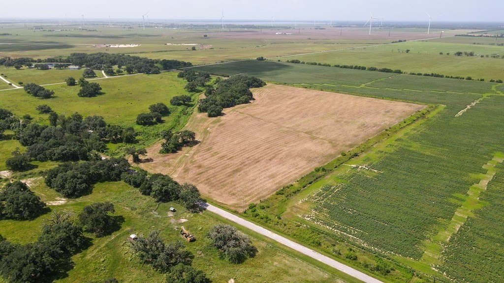 24.6 acres in Wharton Area County gallery image 2