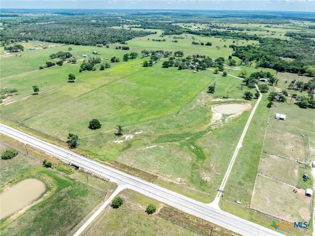 30.03 acres in Gonzales County - photo 40