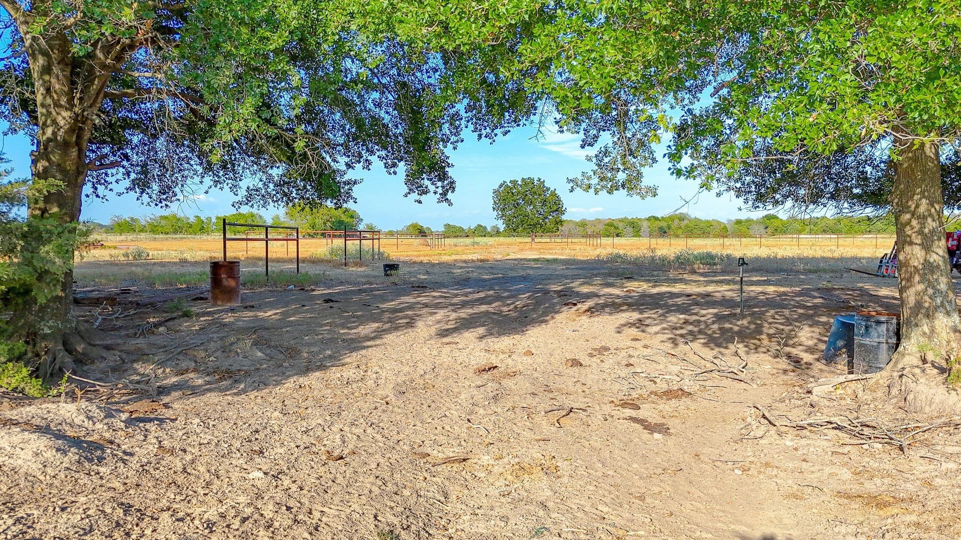 21 acres in Navarro County - photo 5