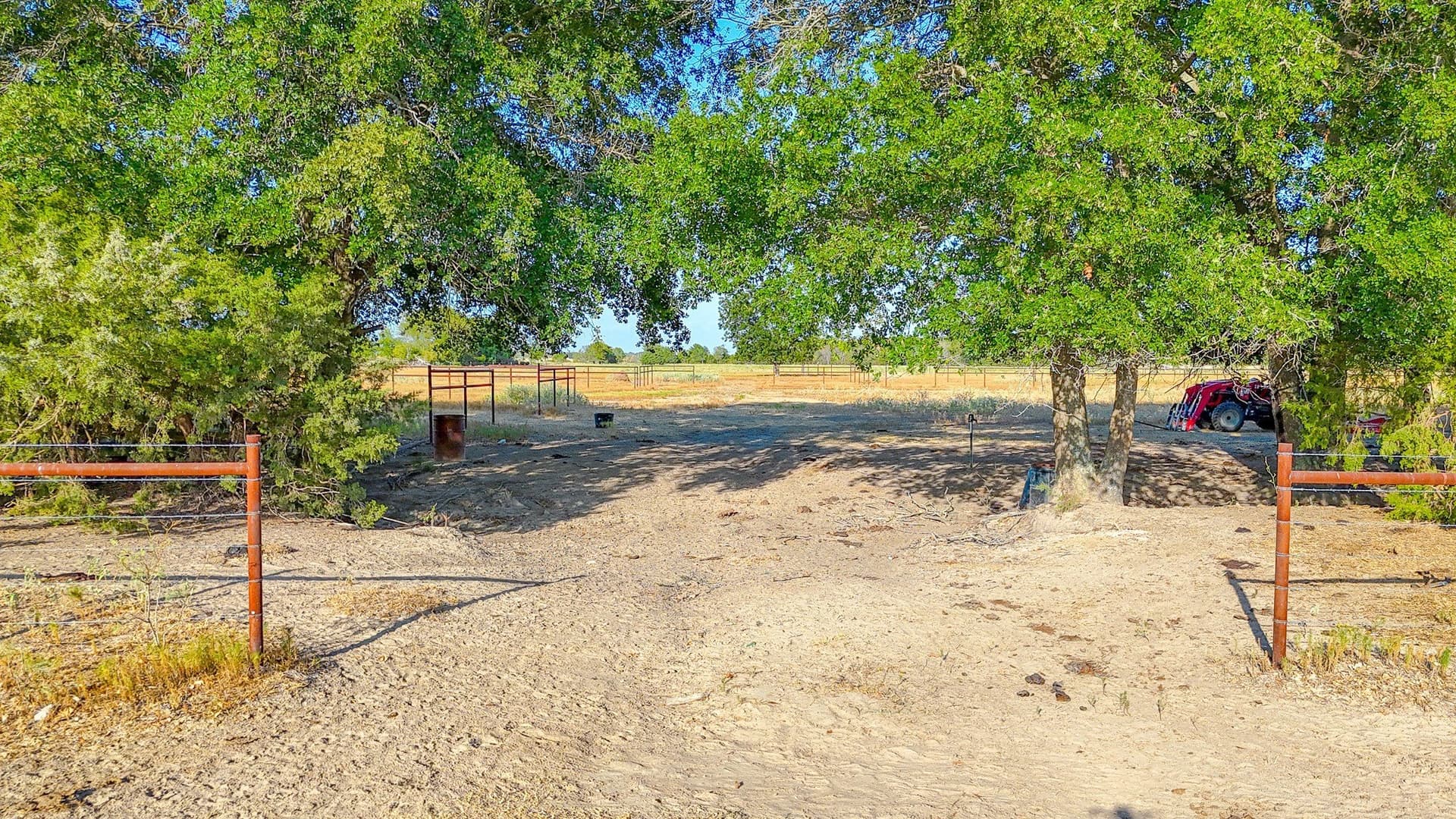21 acres in Navarro County - photo 4