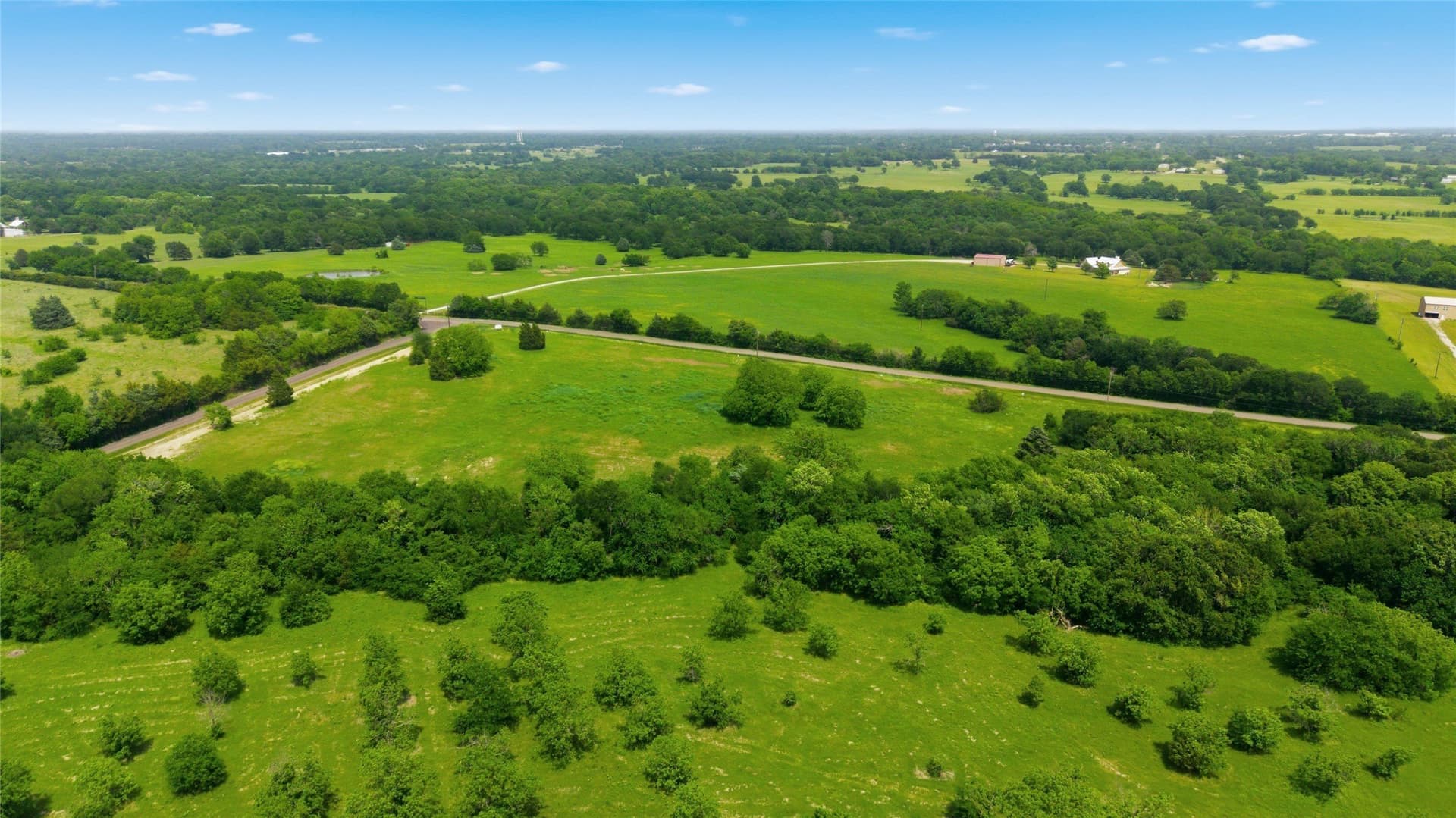 1.38 acres in Hunt County - photo 15