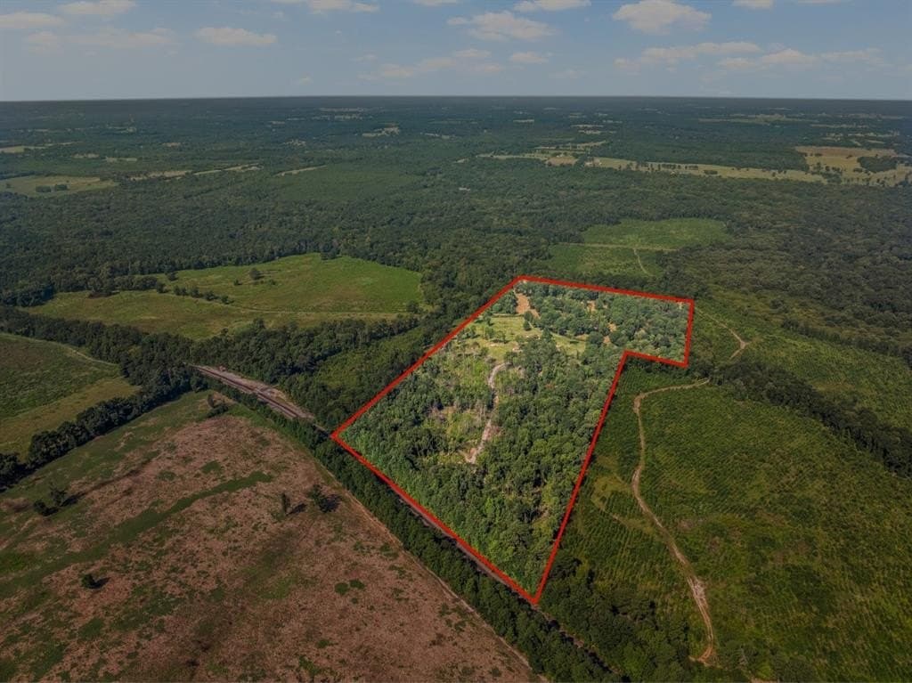 48.71 acres in Upshur County