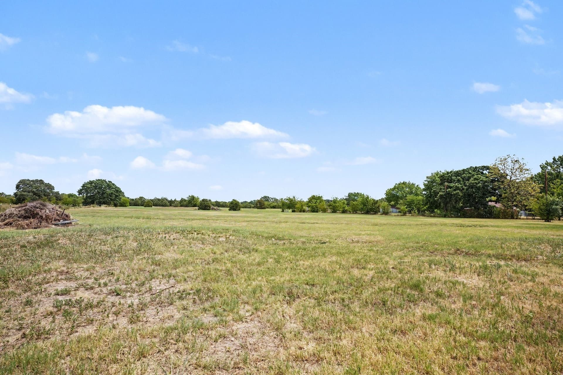 10 acres in Kaufman County - photo 2