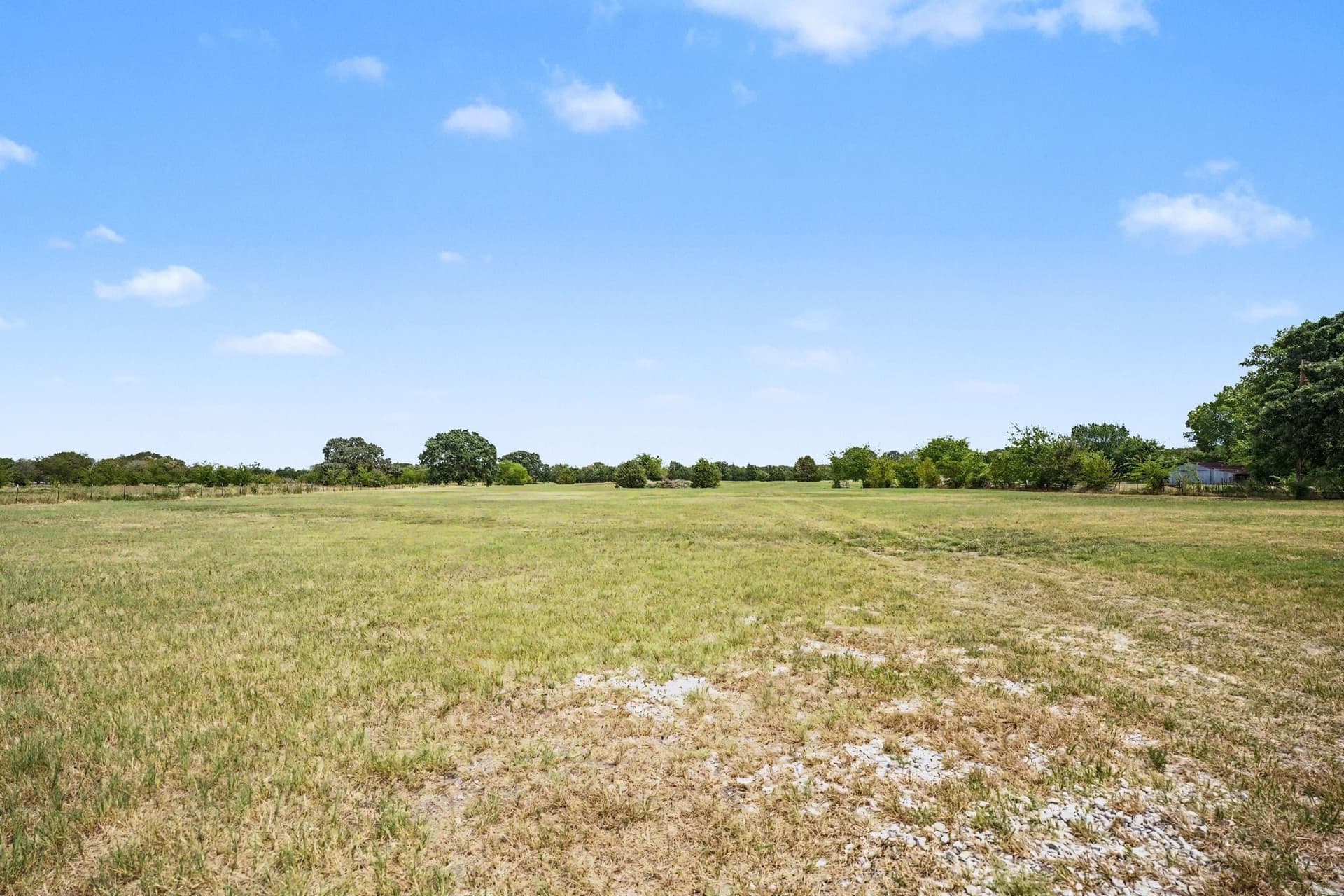 10 acres in Kaufman County - photo 5