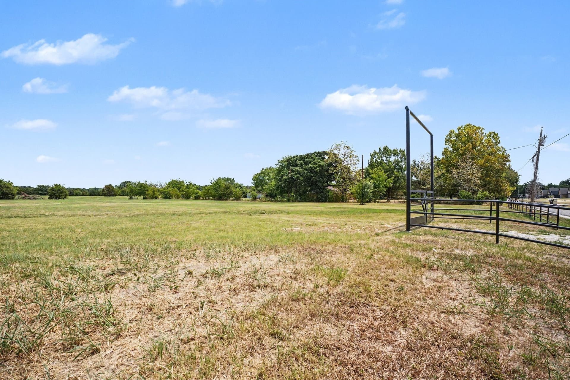 10 acres in Kaufman County