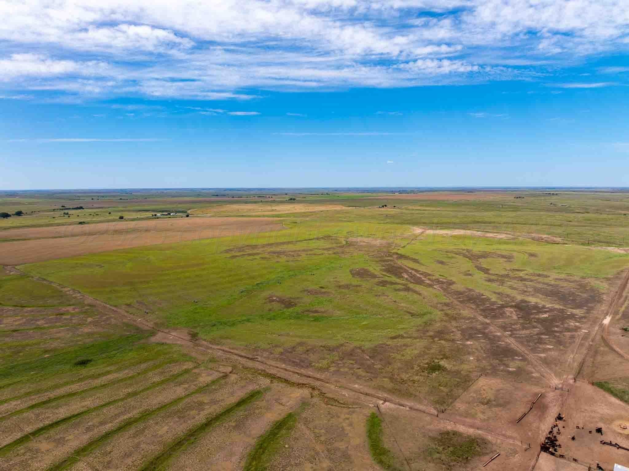 495 acres in Lipscomb County - photo 3