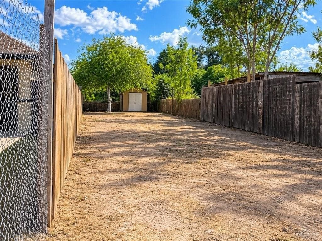 0.09 acres in Hidalgo County - photo 3