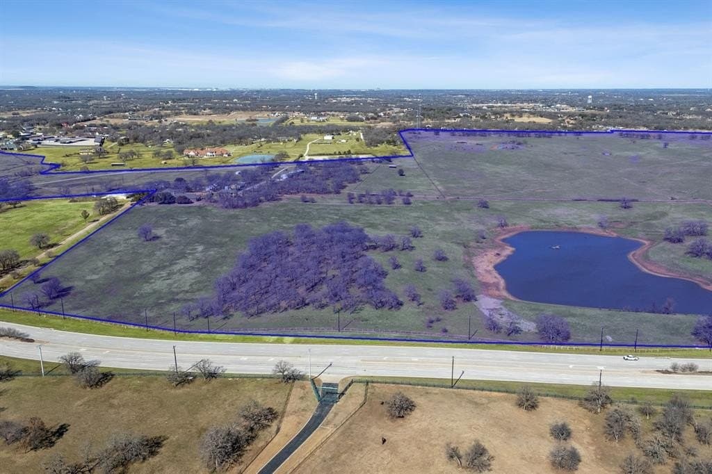 300 acres in Denton County gallery image 4