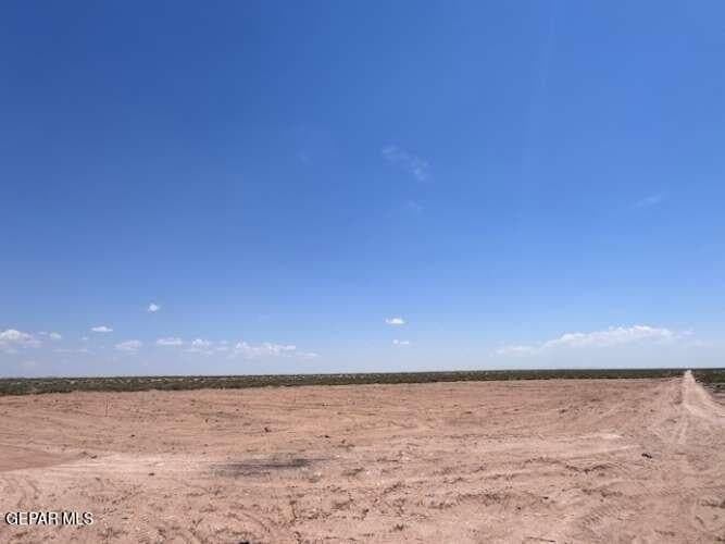 0.89 acres in El Paso County gallery image 4