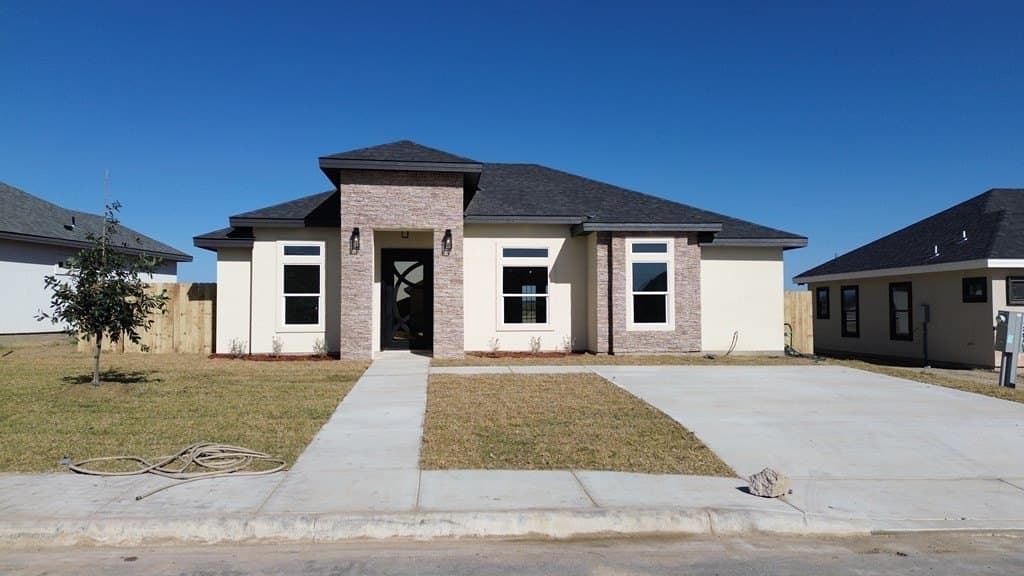 7,966 acres in Maverick County gallery image 3