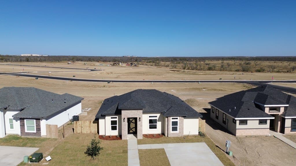 7,966 acres in Maverick County gallery image 4