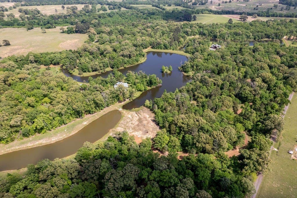 0.75 acres in ANDERSON County - photo 22