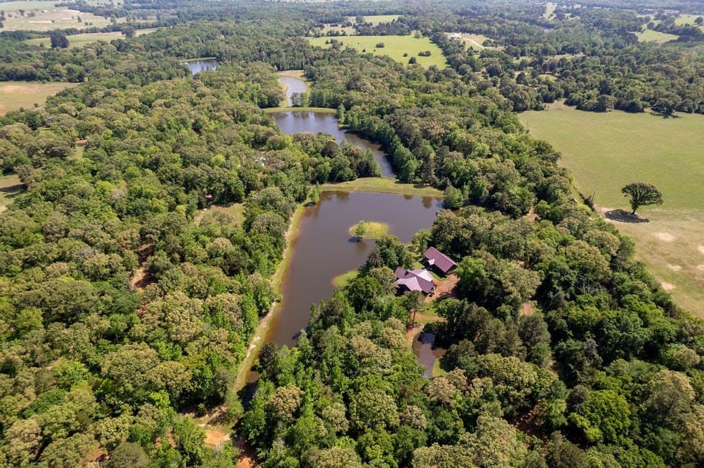0.75 acres in ANDERSON County - photo 28