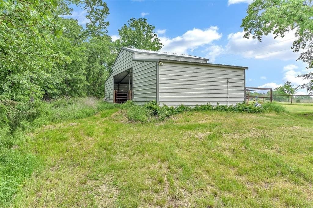 10.1 acres in Wise County gallery image 4