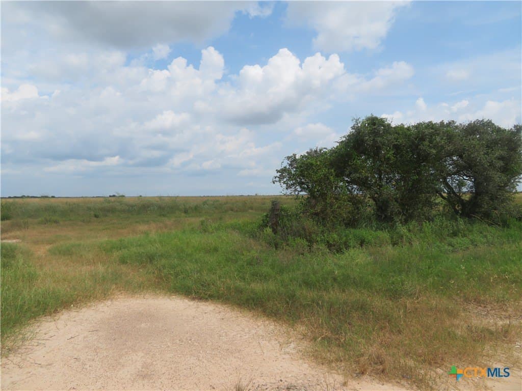400 acres in Jackson County featured view