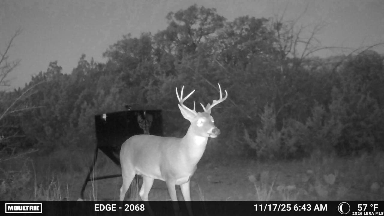 40.34 acres in Edwards County featured view