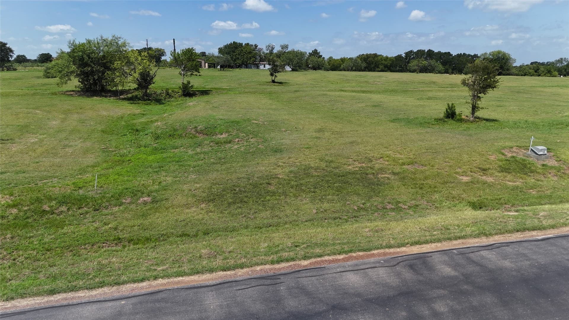 1.01 acres in Navarro County - photo 7