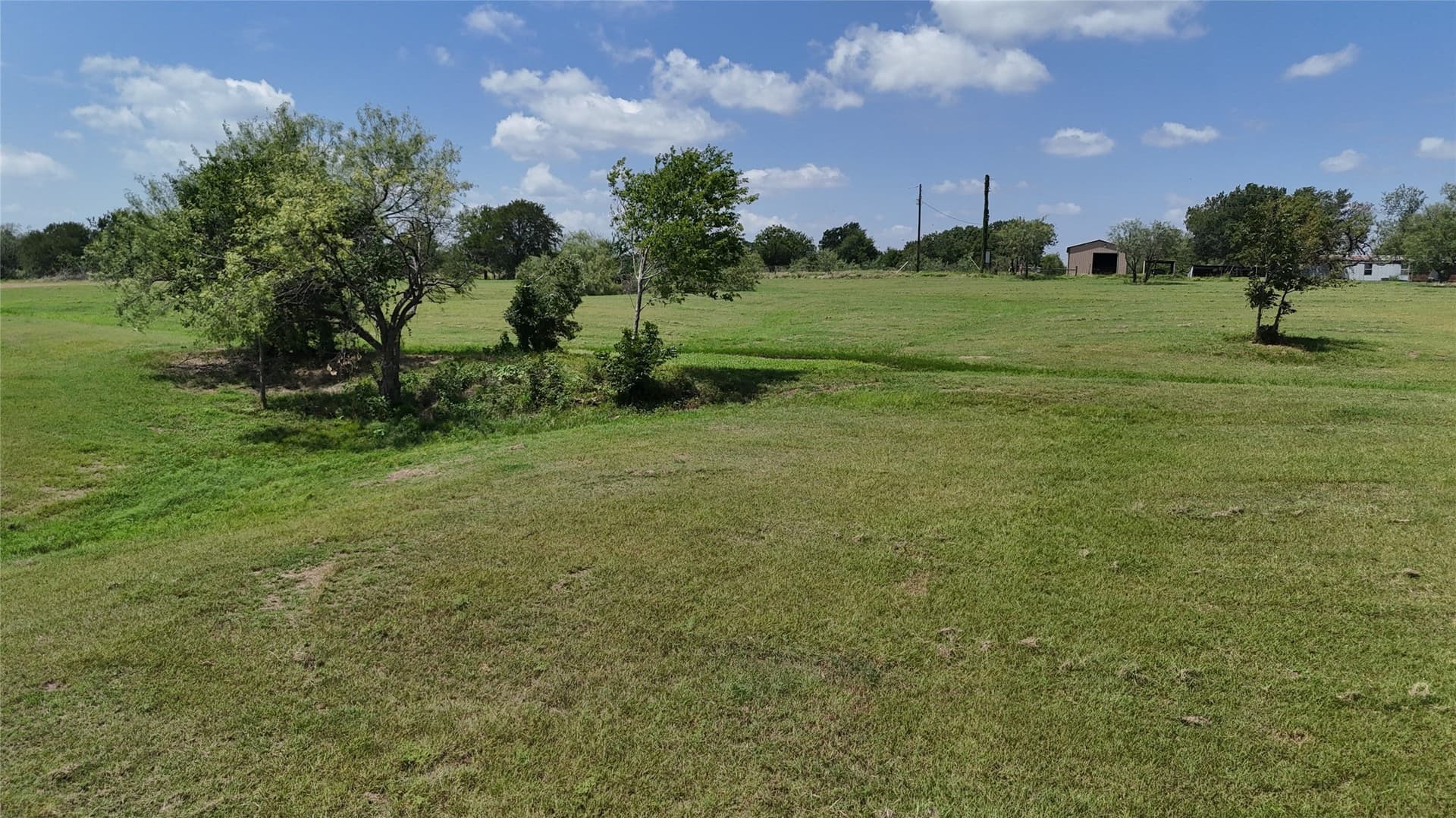 1.01 acres in Navarro County - photo 10