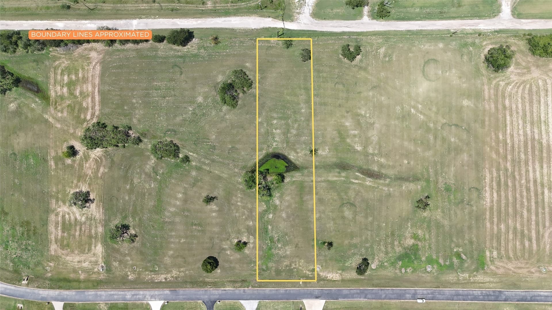 1.01 acres in Navarro County - photo 9