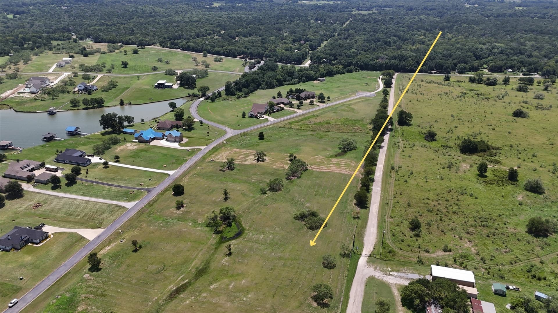 1.01 acres in Navarro County - photo 25