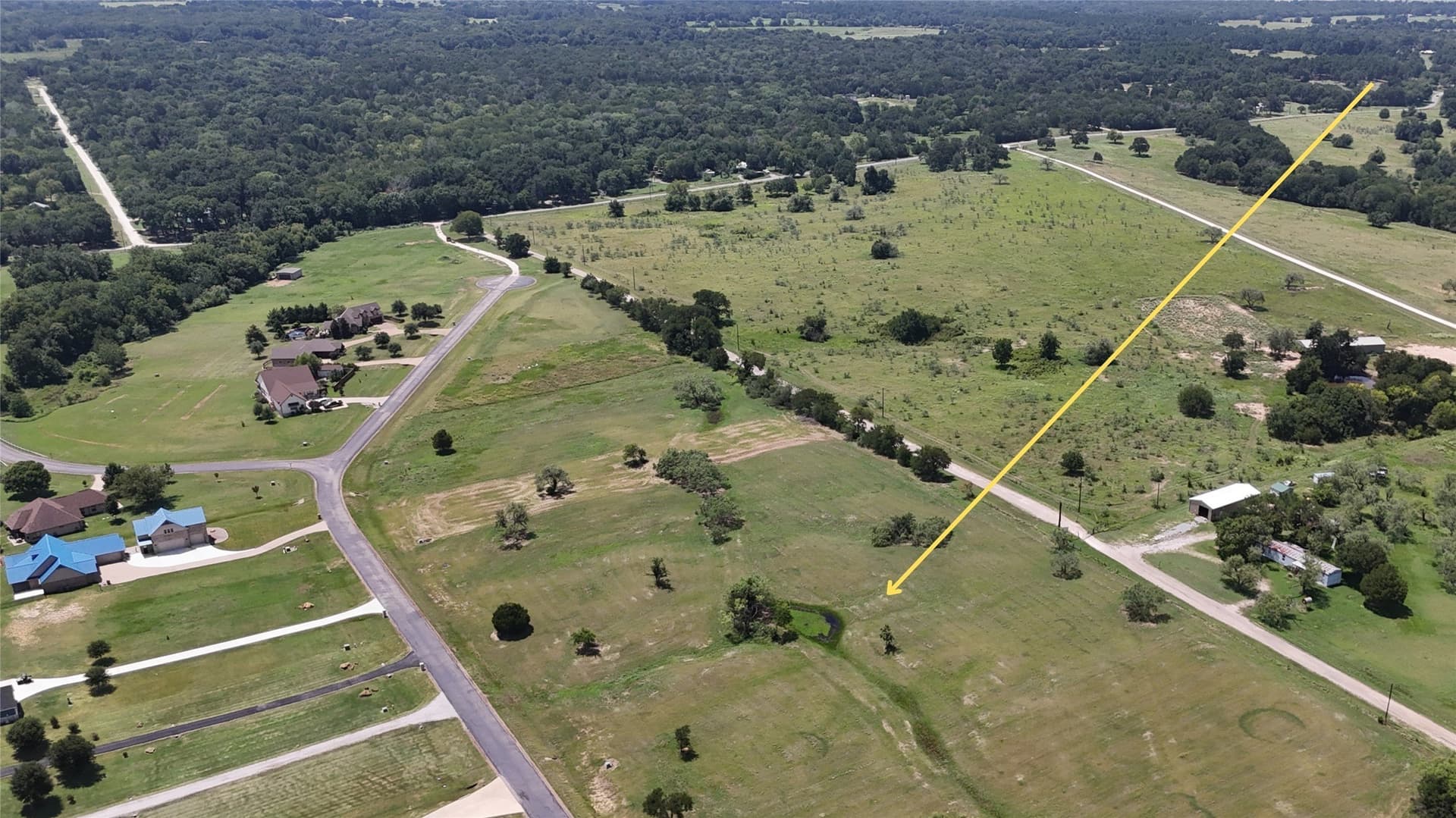 1.01 acres in Navarro County - photo 26