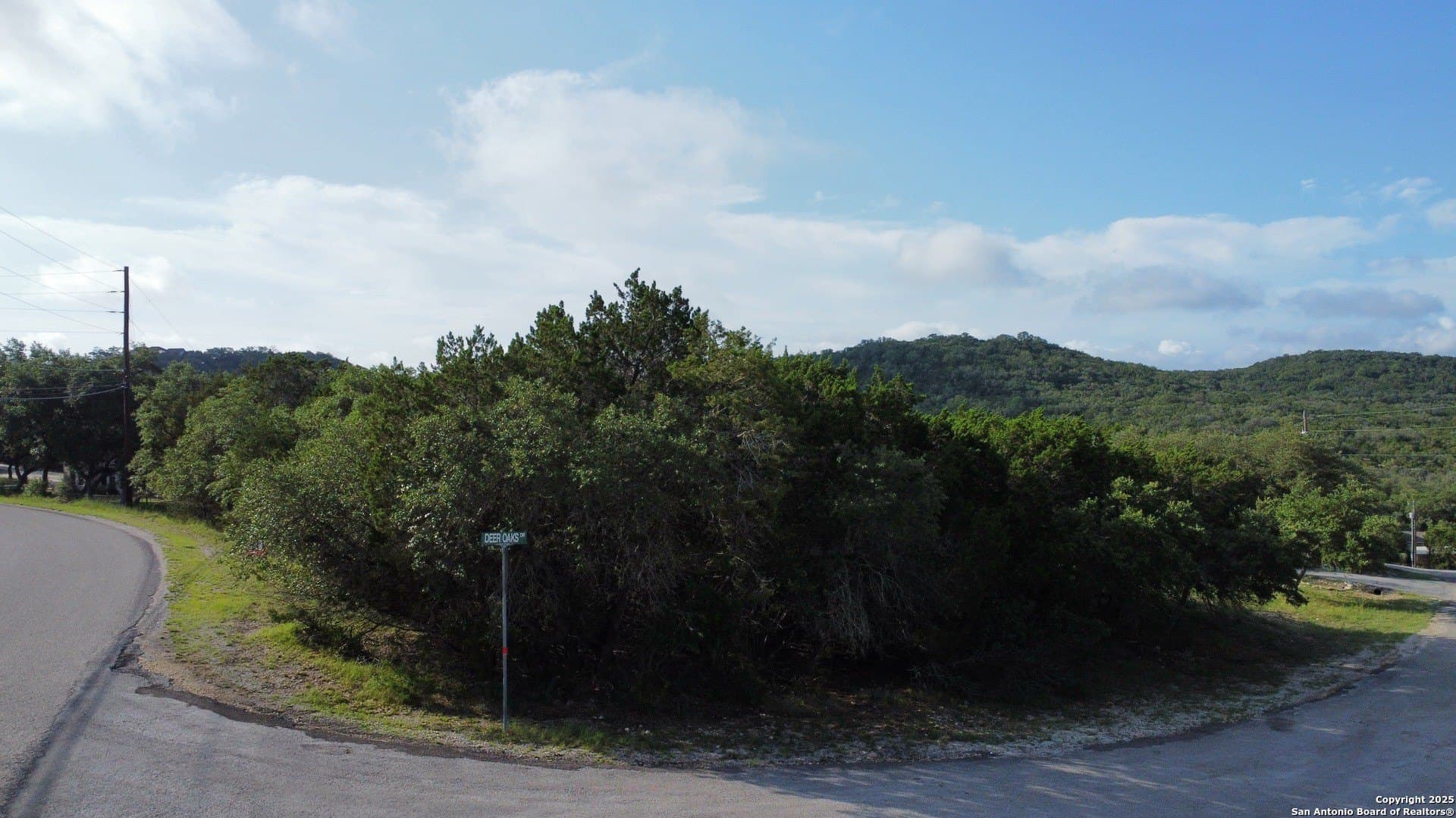 0.5 acres in Bandera County gallery image 2
