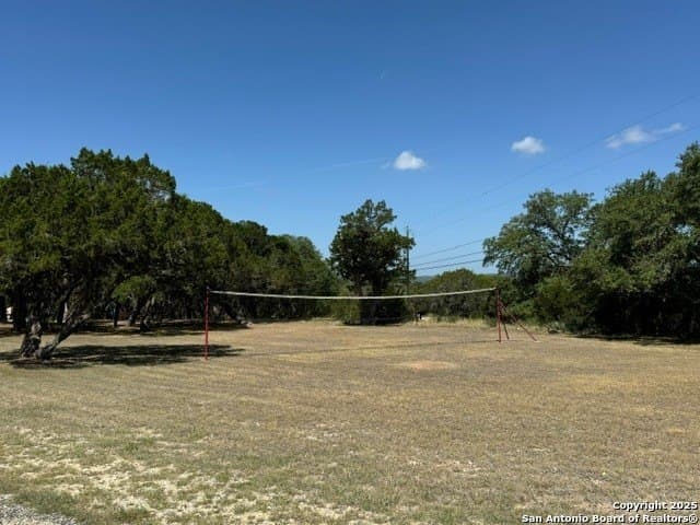 0.5 acres in Bandera County - photo 18
