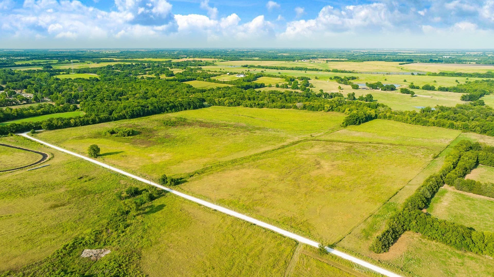 62 acres in Lamar County