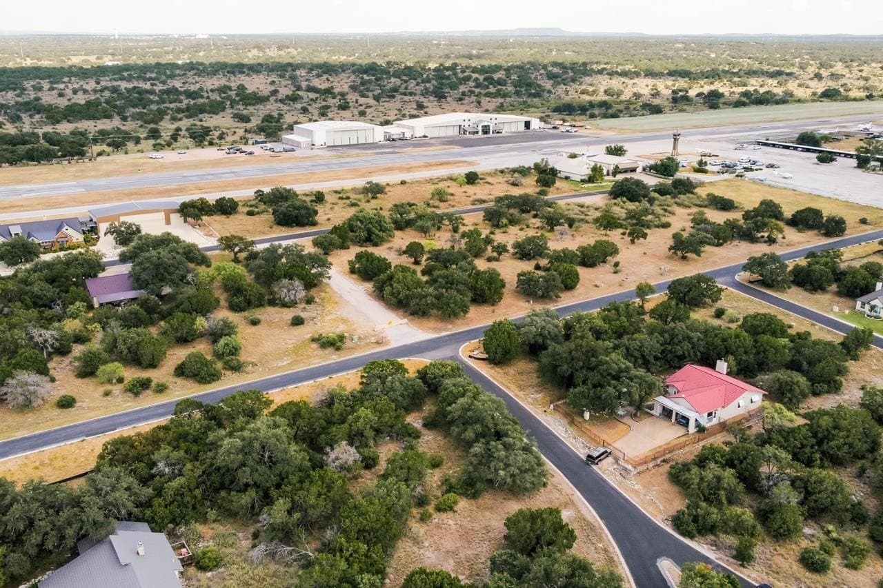0.27 acres in Llano County - photo 4