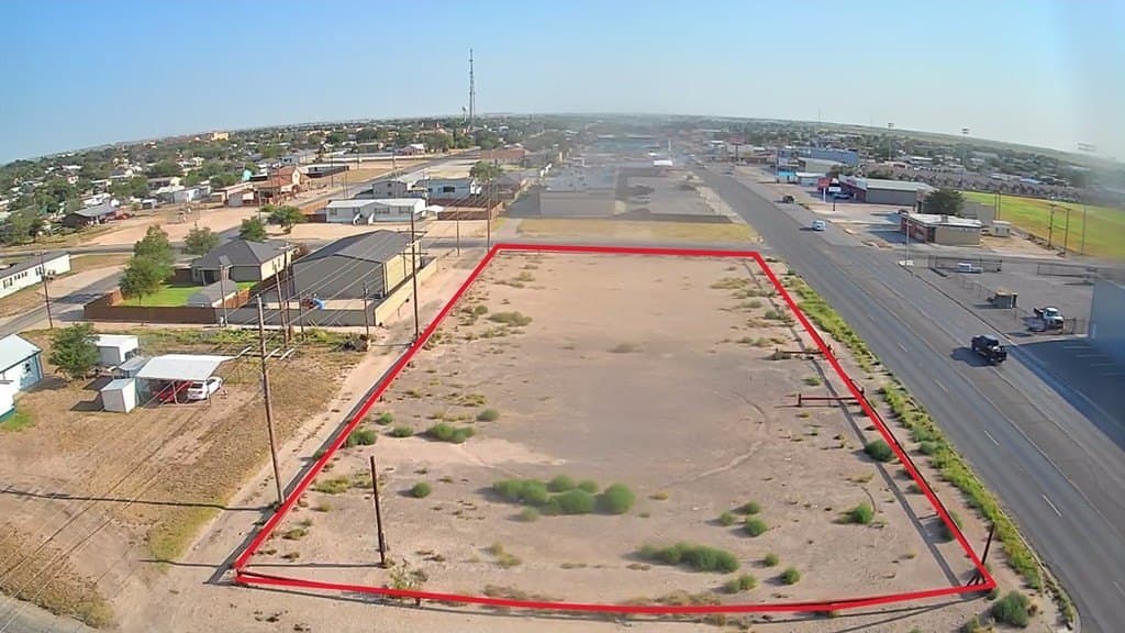 0.9 acres in Gaines County gallery image 2