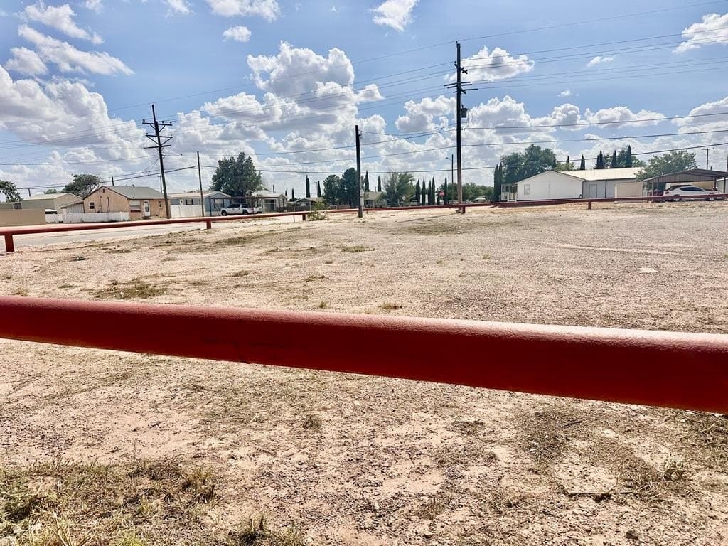 0.9 acres in Gaines County - photo 7