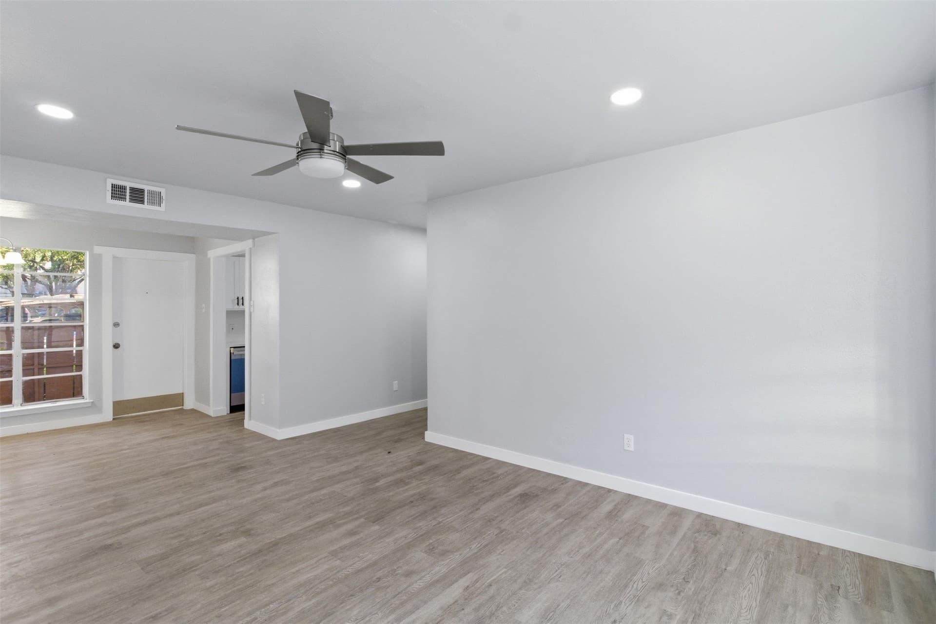 10.4 acres in Dallas County - photo 8