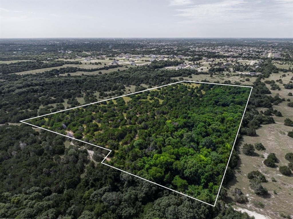 21.28 acres in Ellis County gallery image 2