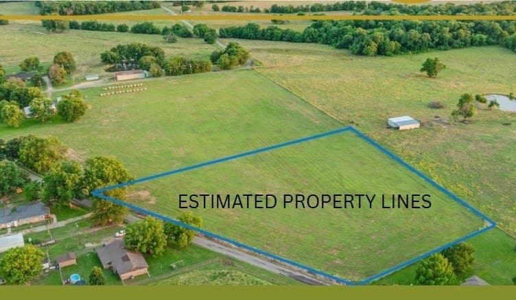 4.83 acres in Lamar County