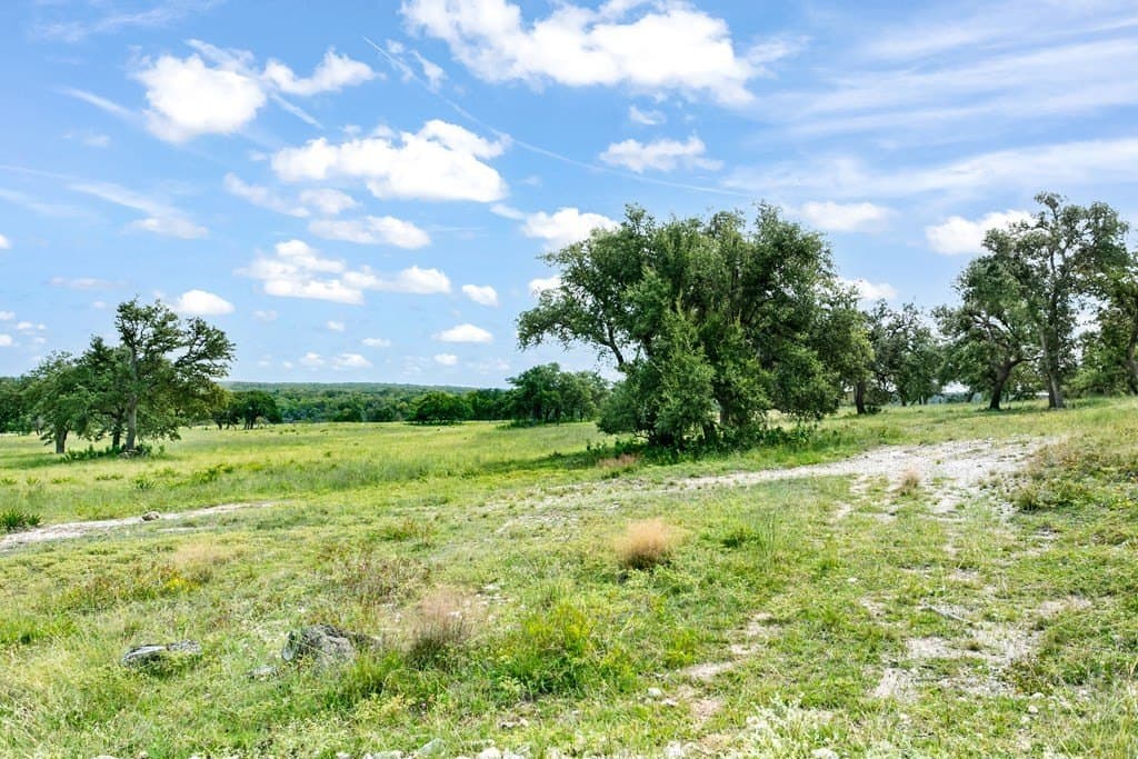 10.01 acres in Kendall County - photo 4
