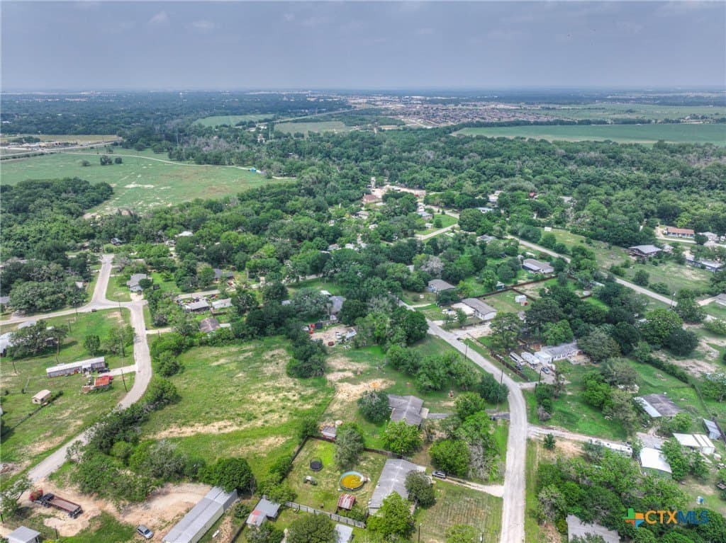 0.75 acres in Guadalupe County - photo 4
