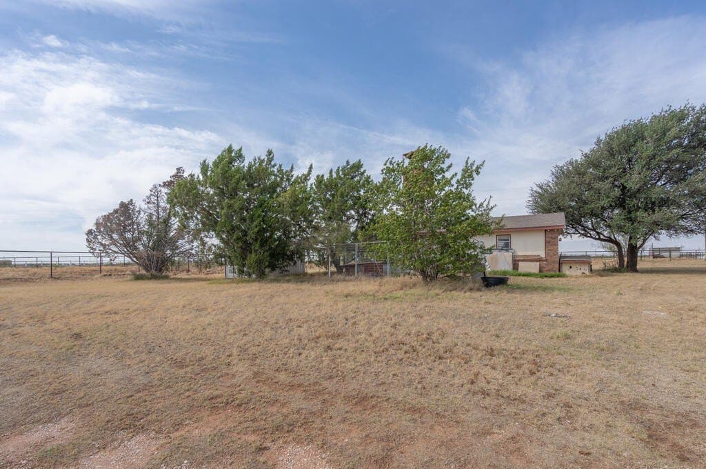 27.93 acres in Midland County - photo 75