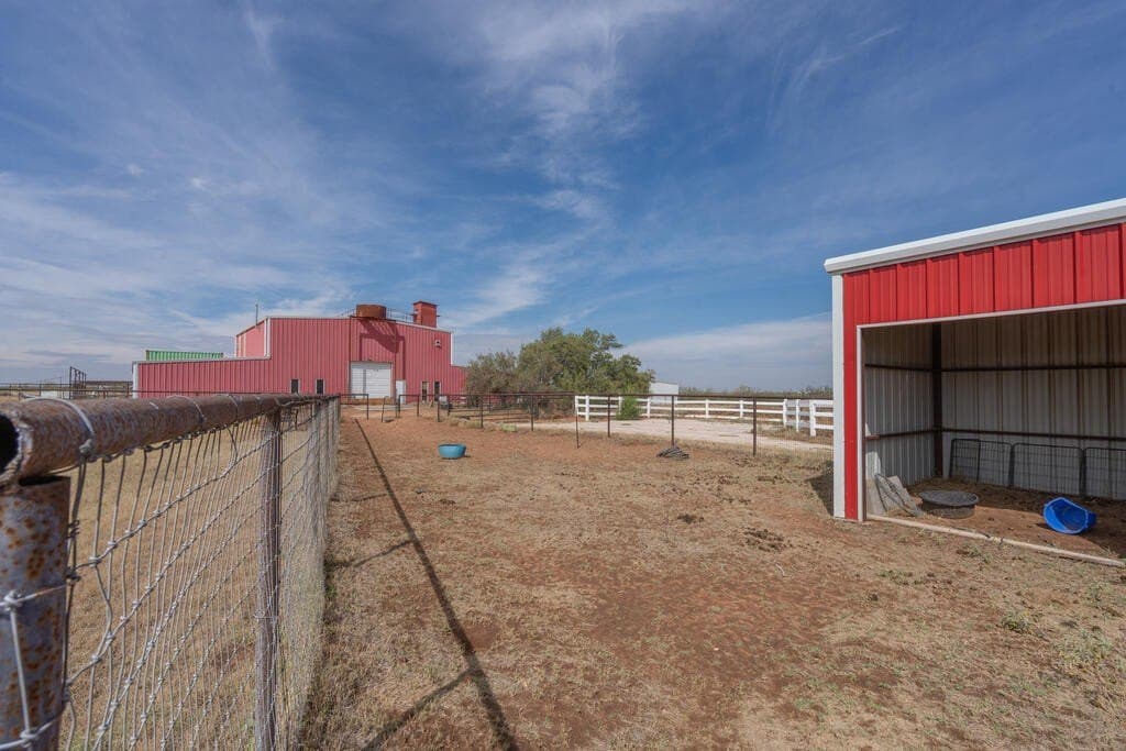 27.93 acres in Midland County - photo 49