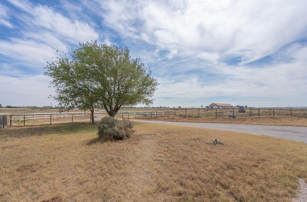 27.93 acres in Midland County - photo 74