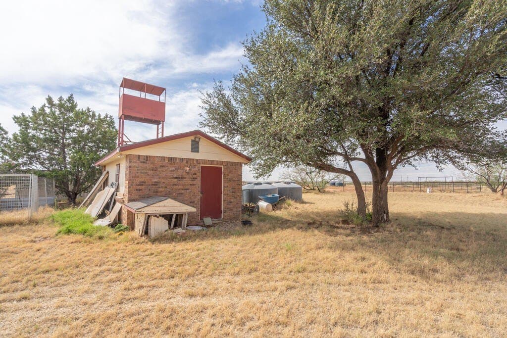 27.93 acres in Midland County - photo 72